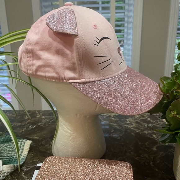 GUESS Kitty cat hat with sparkly brim adjustable back strap- fits women’s heads - Picture 3 of 13